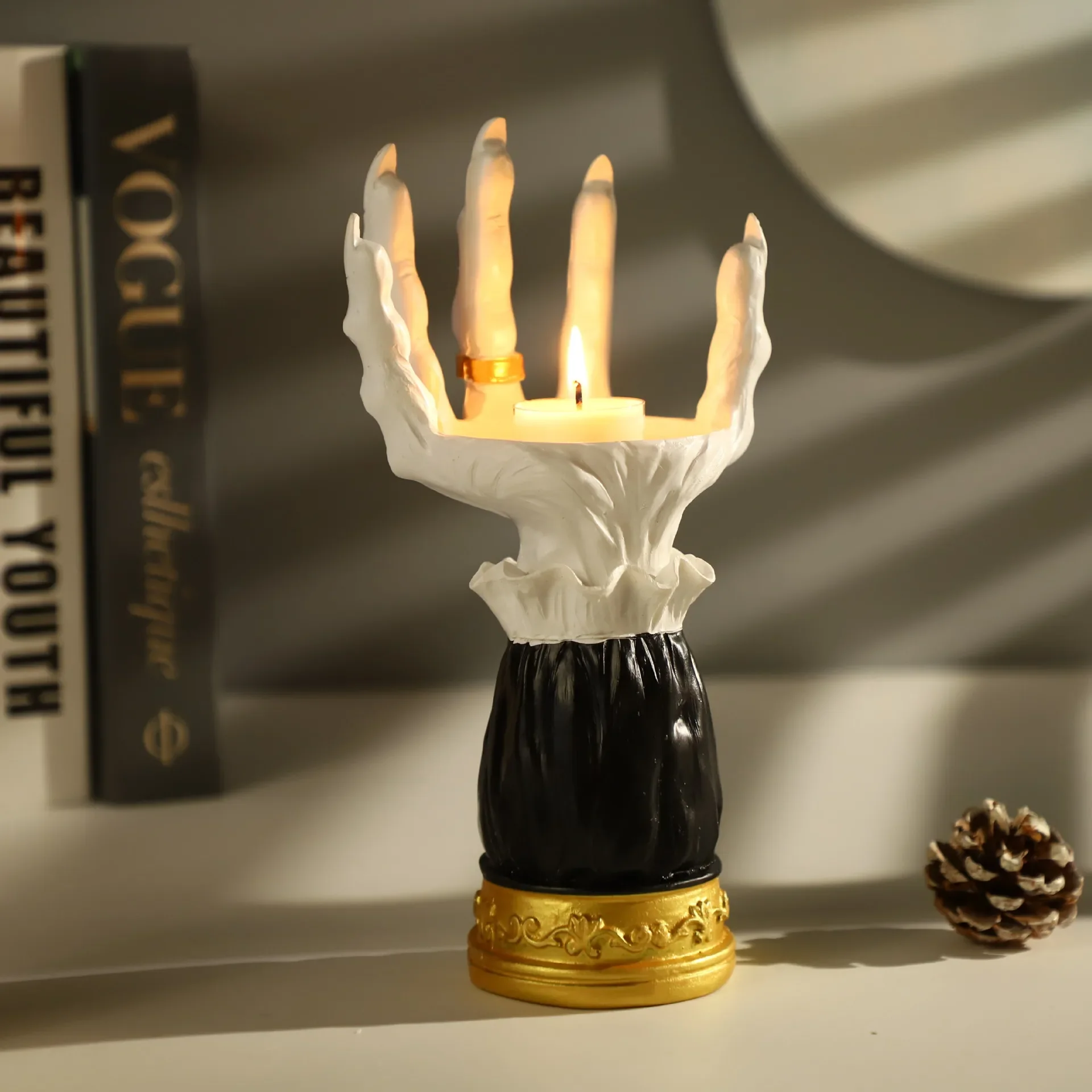 Best Selling Halloween Palm Candlestick Witch Hand Candle Easter Decorative Resin Palm Tray Creepy Color Festival Display