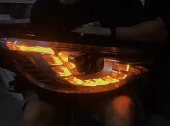 10 最佳銷售 毫克 HS 汽車頭燈 - №1