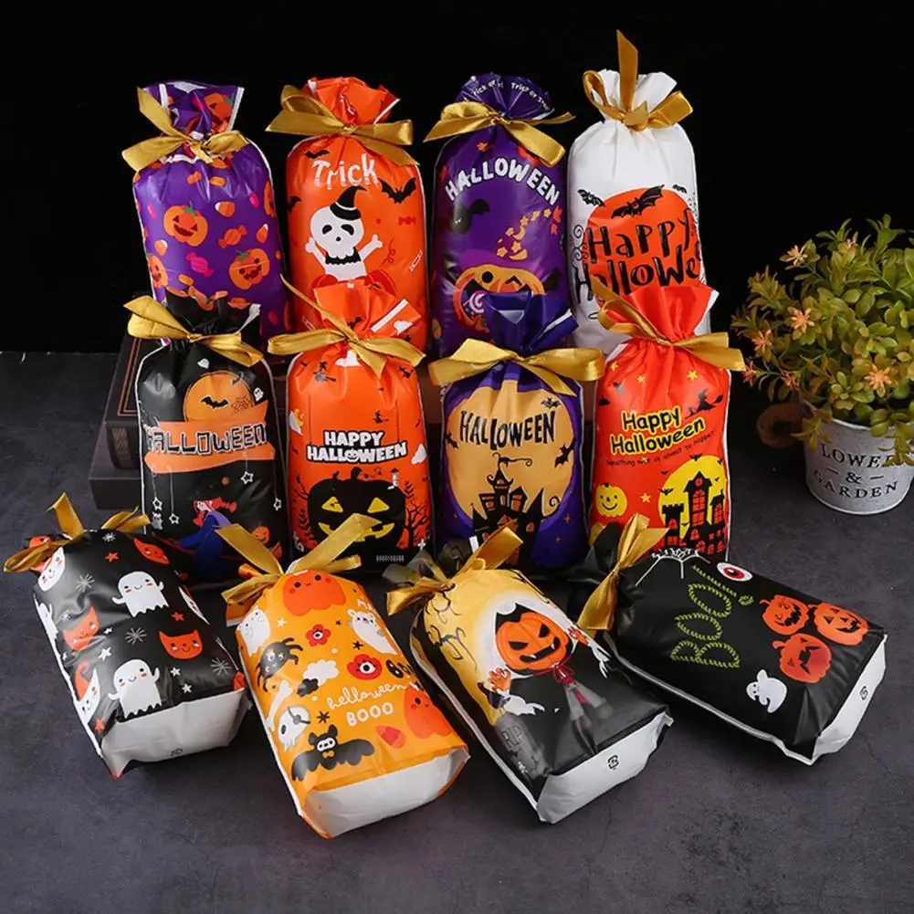 

Halloween Party Labels Ghost Patterned Party Labels Halloween Candy Bags Drawstring Design with Festive Patterns for Halloween