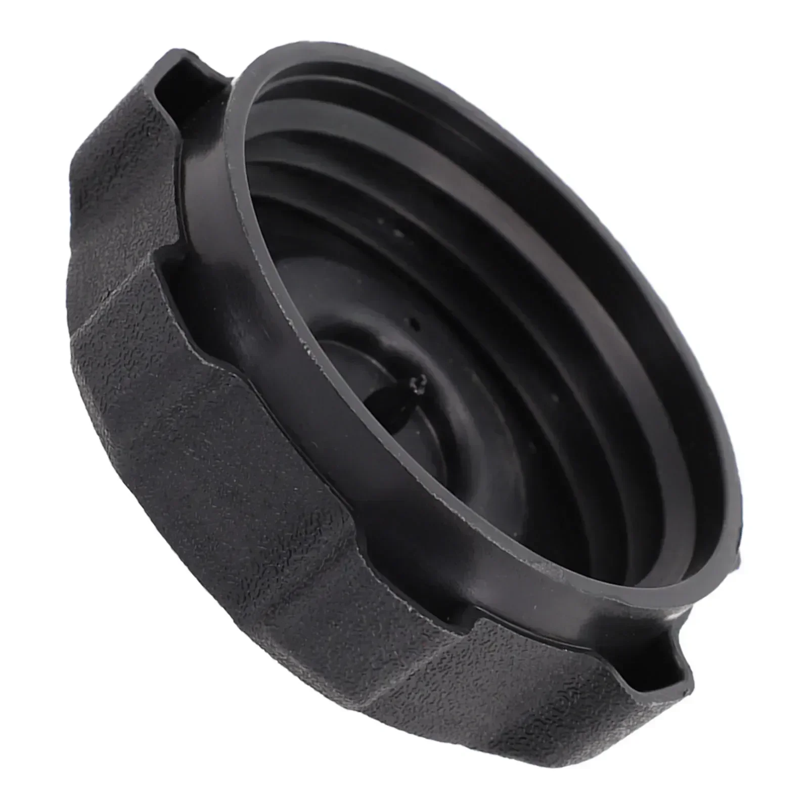 

Крышка топливного бака Крышка топливного бака Газоночный трактор Крышка топливного бака 751-0603B 951-3111 Крышка топливного бака Газонокосилка Пластик Практичный Новый