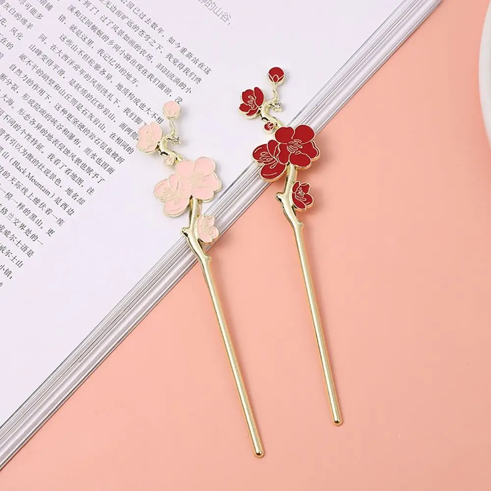 Plum Blossom Metal Bookmark Reading Book Clip Book Page Pagination Marker Plum Bookmark Teacher Gift School Student Supplies