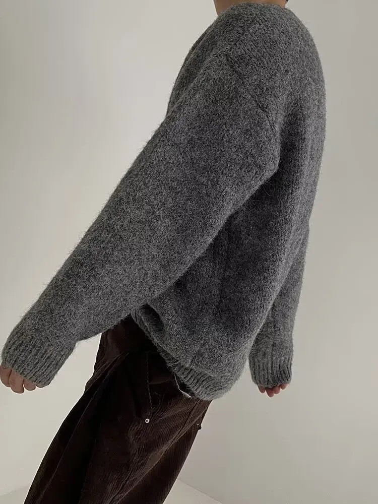 Sweater Rajut Pria Longgar Kerah Bulat Lengan Panjang Kasual Nyaman Serat Poliester Awet Muda Gaya Santai Musim Semi Gugur