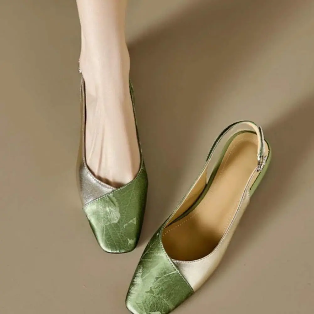 

Женские туфли на толстом каблуке с французской квадратной головкой, лето 202, темпераментные сандалии с закрытым носком и пряжкой на щиколотке, тонкий ремешок сзади