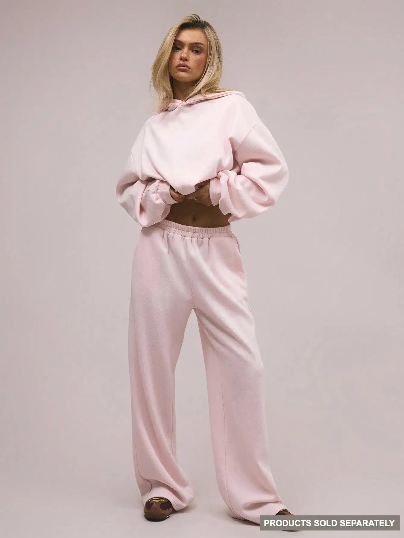 Womens Baggy Wide Leg Sweatpants Skater Tomboy Normcore Aesthetic High Elastic Waist Fleece Trousers Lounge Bottoms Solid Pure Noir Black Deep Side Pockets Open Hem Slouchy Relaxed Drape Silhouette For Fall Winter Airport Travel Outfits Christmas Gift