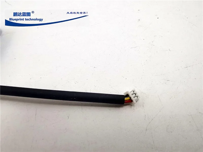 

pa Mute SEMf52g-05a 5210 5v0. 06A Speed Measuring 5.2cm Exhaust Cooling Fan 52*52*10MM