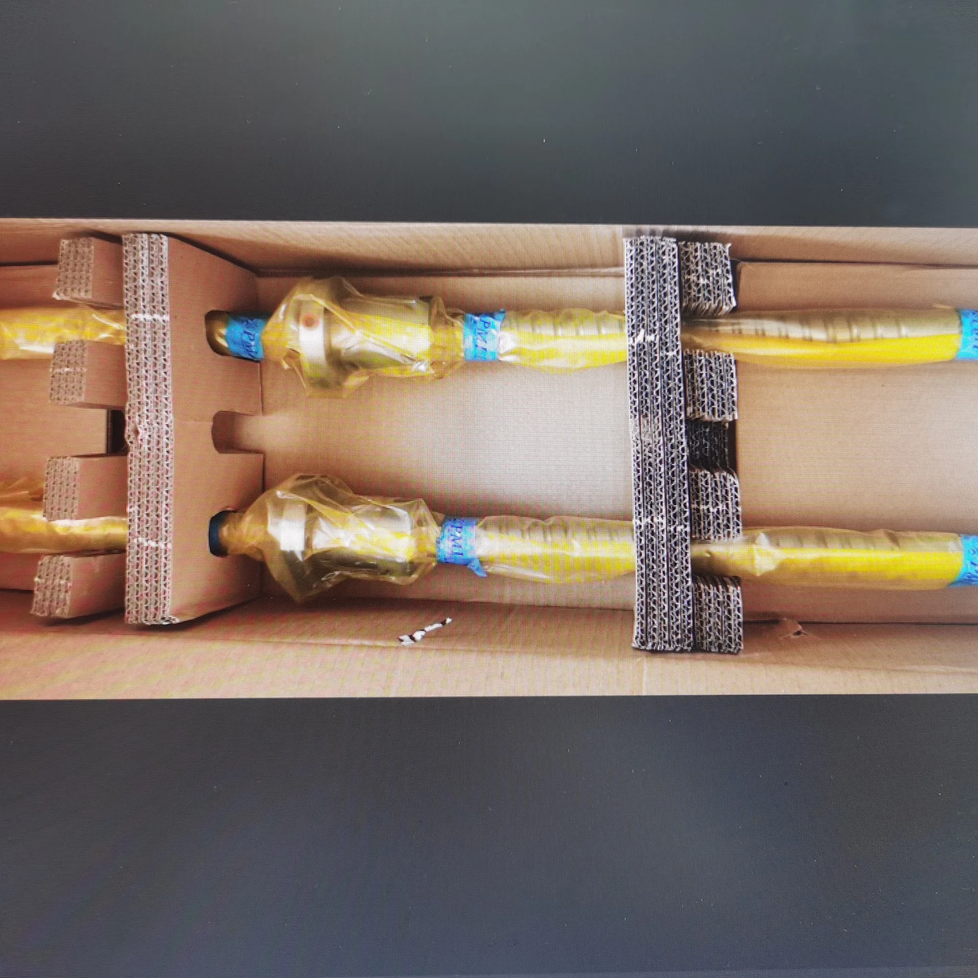 

Hy un dai KH1000 Винт оси Z, длина 2046. Новые продукты, добро пожаловать на консультацию.