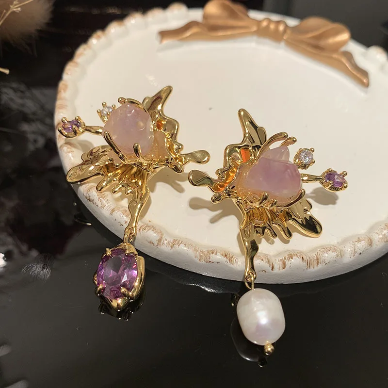 FXLRY Delicate Gold Butterfly Earrings Super Fairy Asymmetric Purple Zircon Freshwater Pearl Crystal Earrings For Women Fashion
