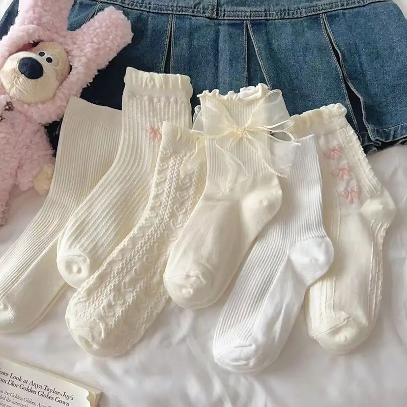 

3 Pairs of White Socks in Summer Pure Cotton Cute Jk Socks Lace with Small Leather Shoes
