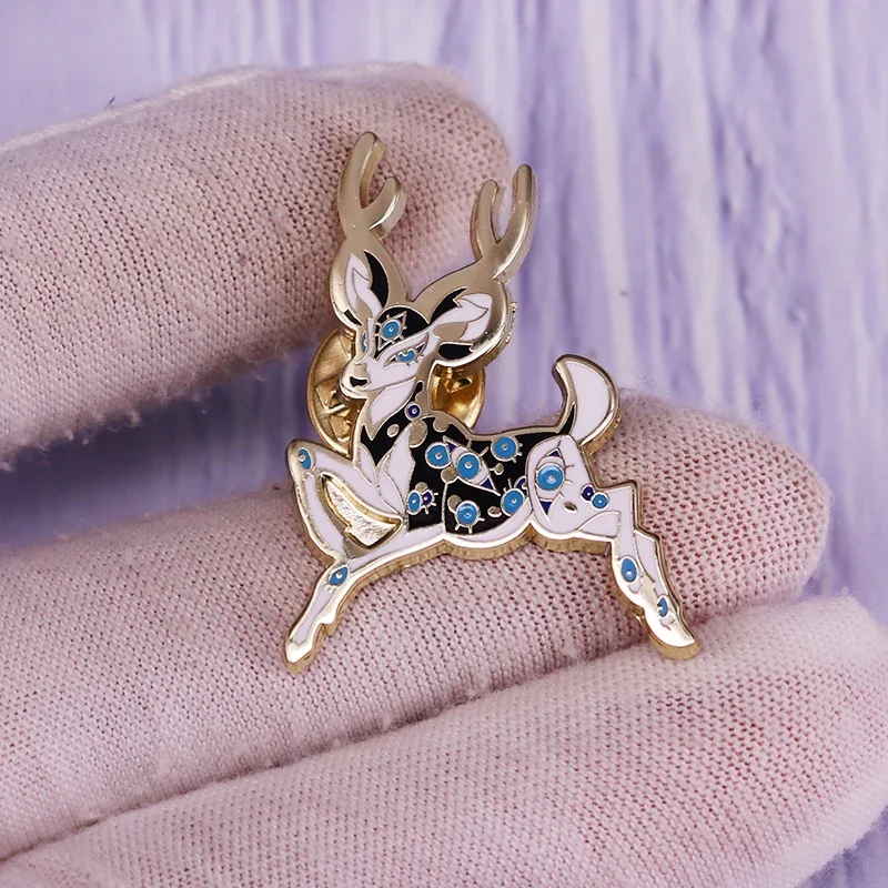 Prancing Deer With Evil Eyes Enamel Pin Brooch Novelty Metal Badge Fashion Jewelry Accessories