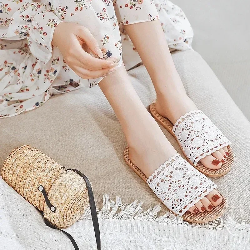 

Women's Lace Linen Slippers Women's Sexy Grass Woven Slides Outdoor Light Comfortable Sweet Mesh Handmade Shoes Home EVA Sandals
