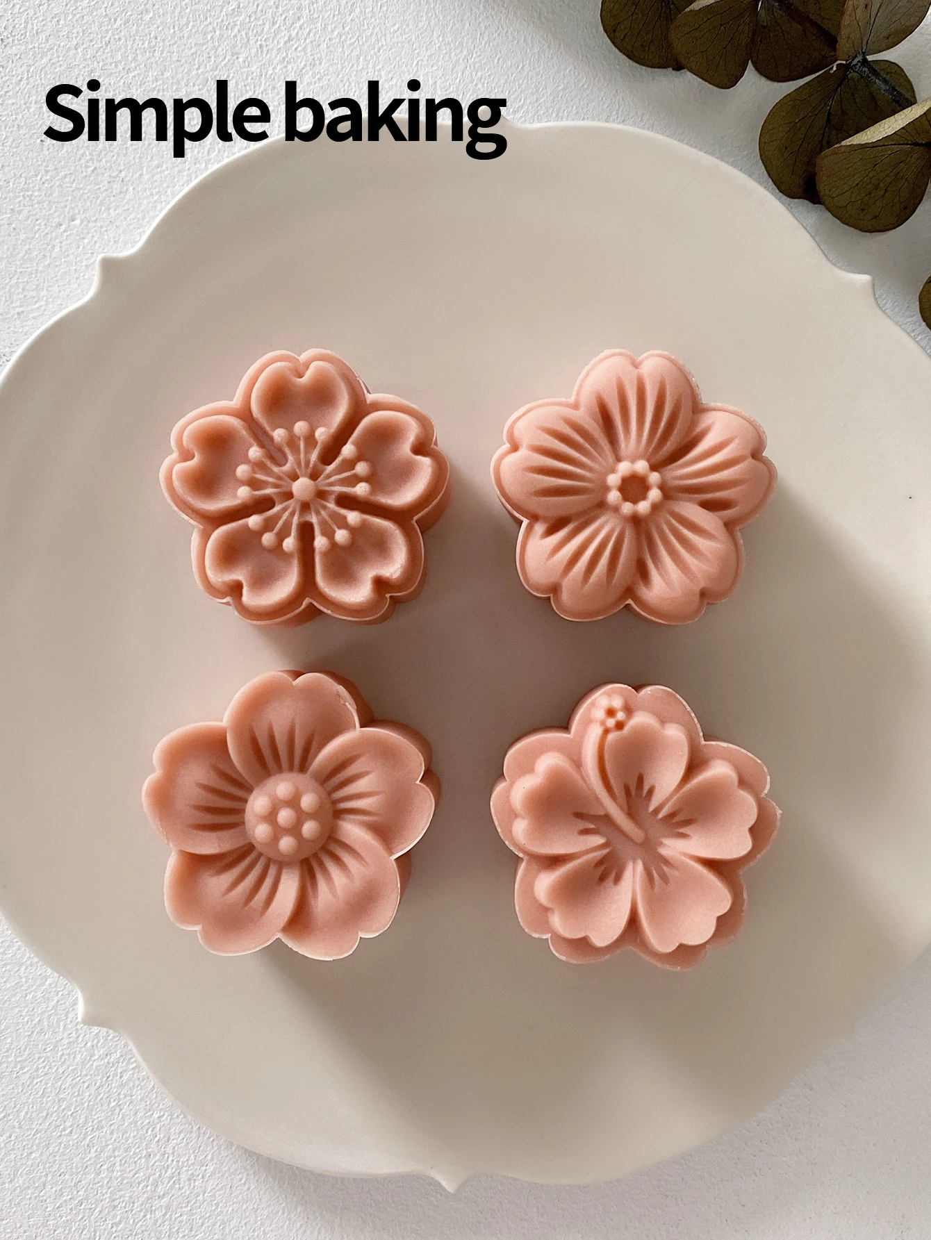4-Piece Set Sakura Pastry Molds Mid-Autumn Festival Mooncake Mold Easy-to-Use Green Bean Cake Molds Flower-Shaped Dessert Tools