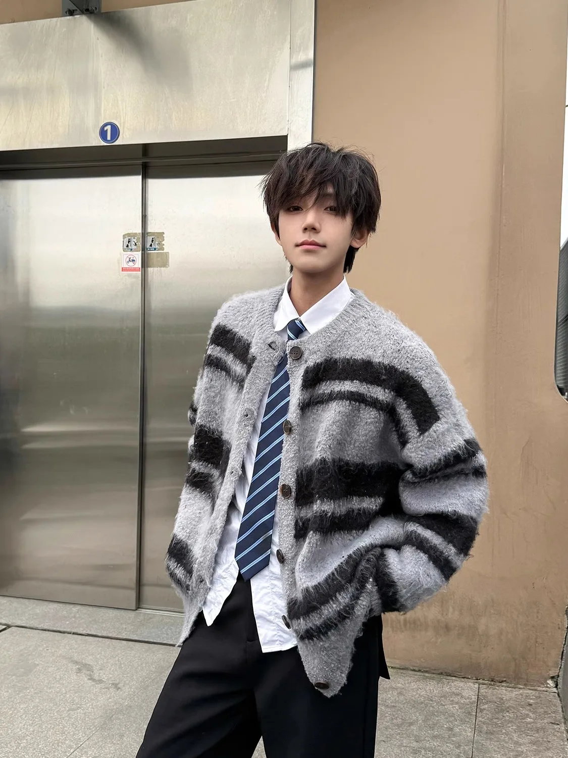 Autumn Winter New American Retro Style Soft Loose Casual Black Gray Knitted Cardigan Men's Blue Brown Striped Sweater