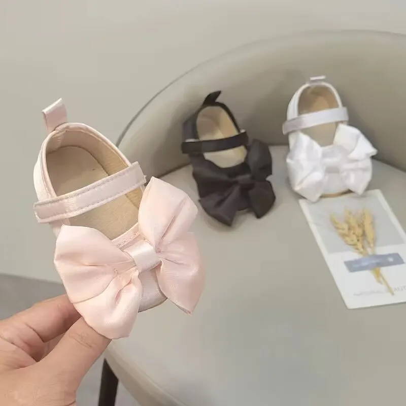 أحذية ماري جين مناسبة للربيع والخريف من القماش الناعم للفتيات الصغيرات من عمر 0 إلى 3 أشهر، تتميز بمادة البولي يوريثان والتصميم #1