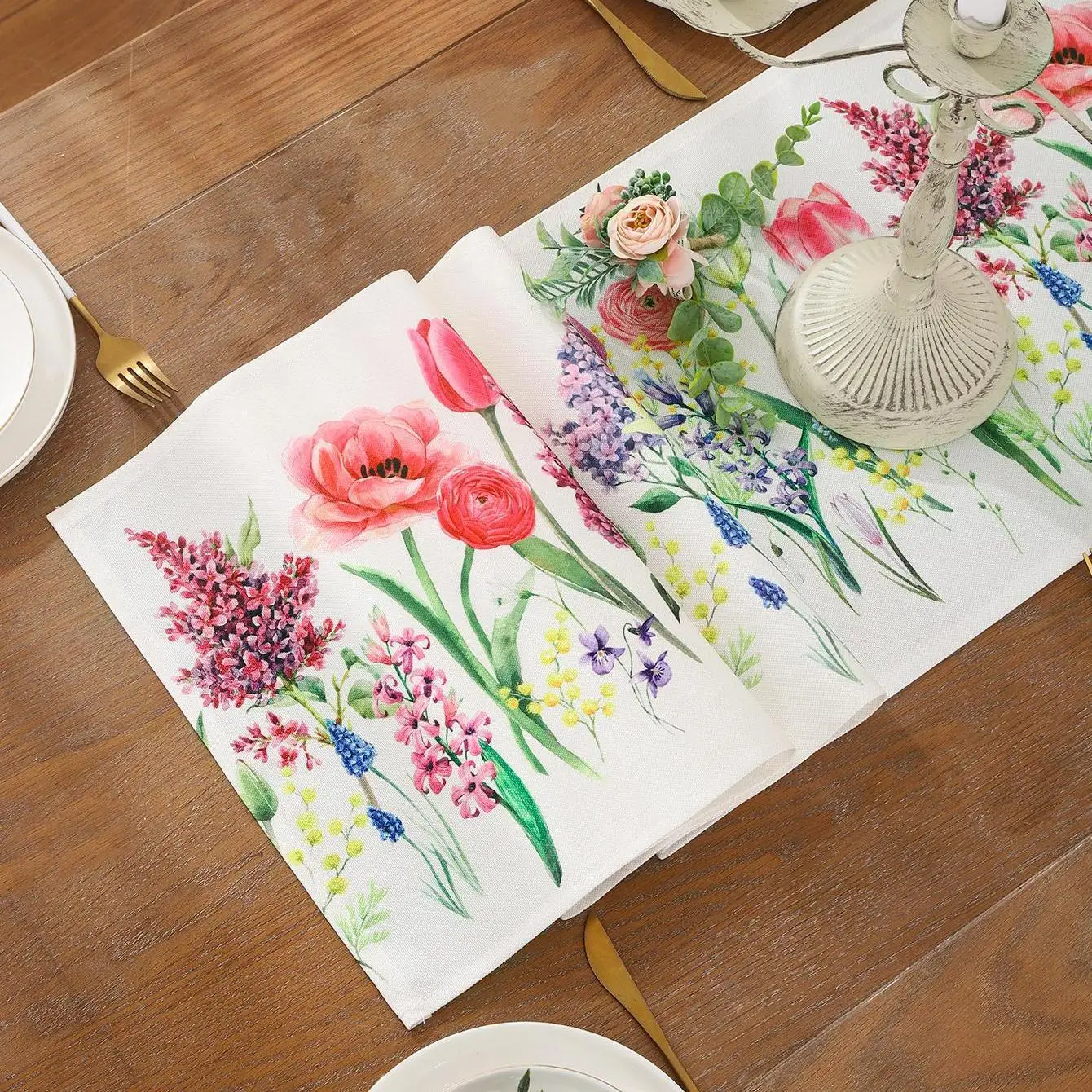 Newfloral Print Table Runner European and American Valentine's Day Festive Atmosphere Decoration Rose Pattern Coffee Table Cloth