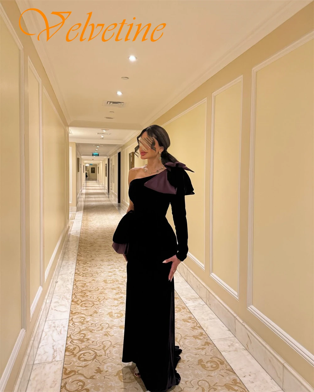 Maßgeschneidertes Luxus-Jersey-Abendkleid, exquisite One-Shoulder-Abschlussballkleider mit Schleppe und moderner Schleife für besondere Anlässe