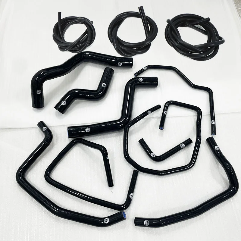 

Комплект силиконовых патрубков вентиляции радиатора (вакуумных шлангов) для Mazda RX-8 2003-2008 (231 SE3P 13B-MSP, правый руль)