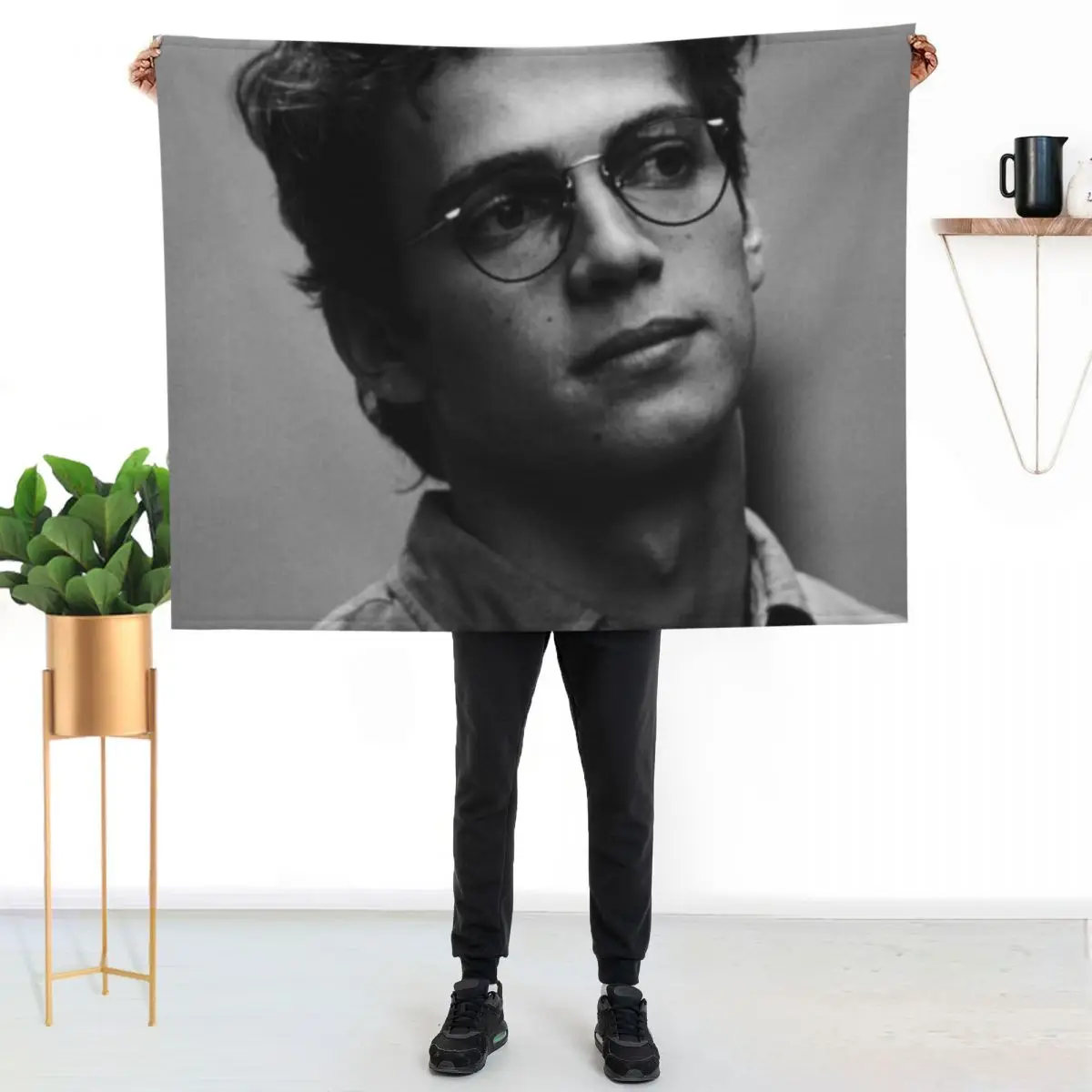 Hayden Christensen Throw Blanket Warm Comfortable Blanket for Office Napping