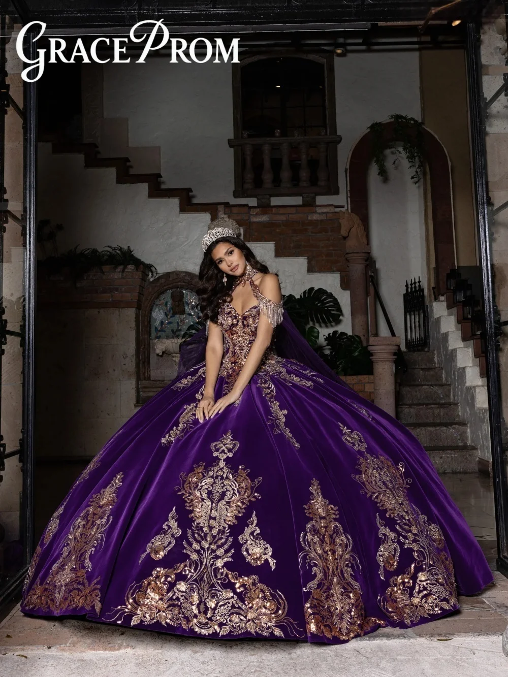 

Luxurious Purple Velvet Quinceanera Dress With Gold Sequin Embroidery Halter Neckline Detachable Cape For Sweet 16 Celebration