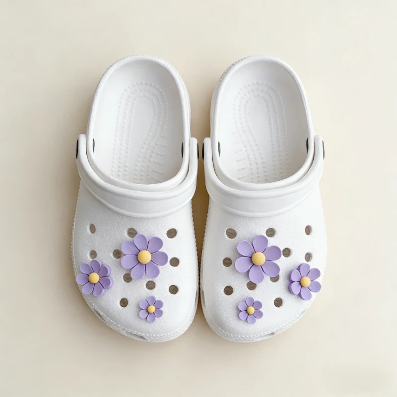 Hot sales Shoes Charms Ready To Put on White Daisy Sunflower Combination Suit Shoe Buckle Girlish Shoes Accessories