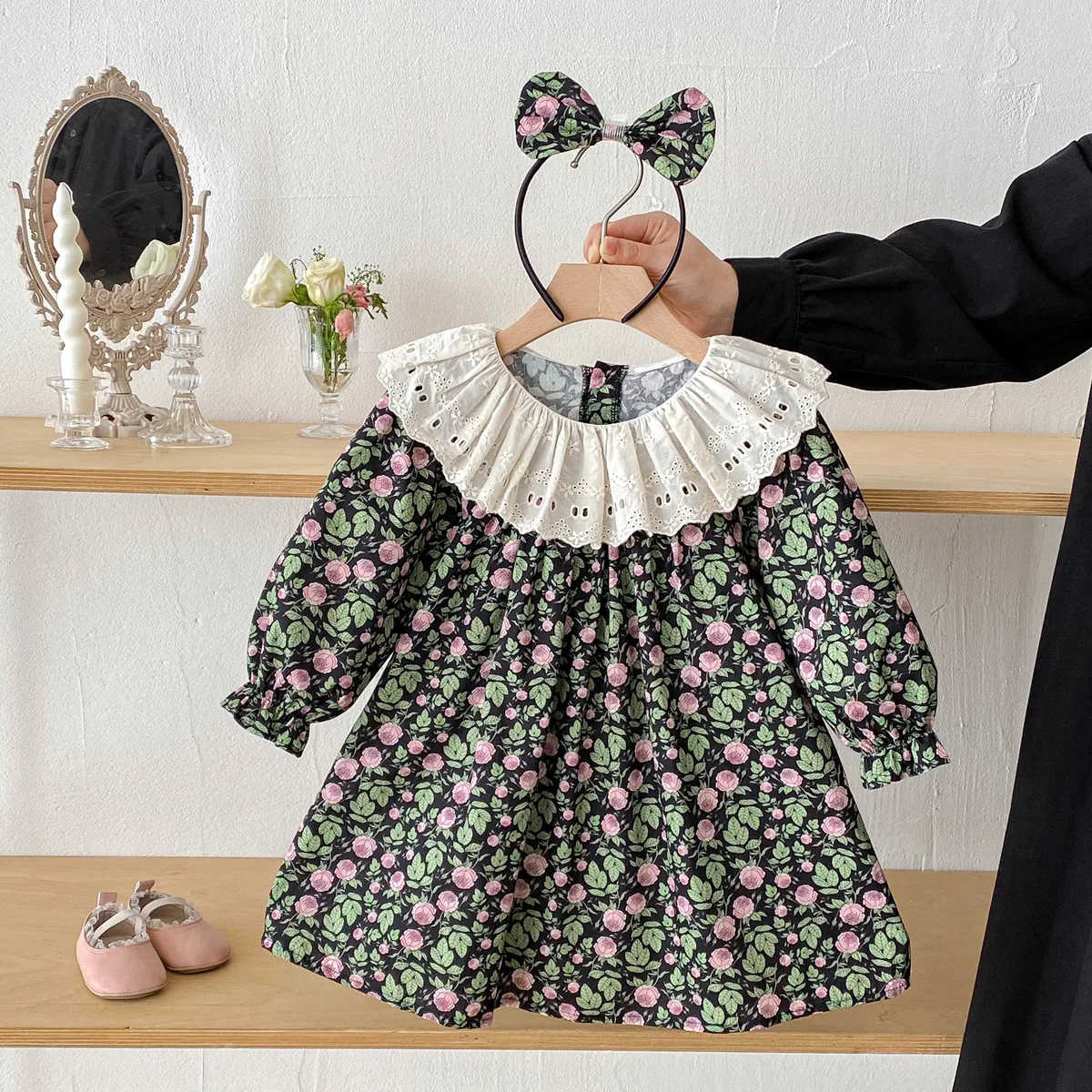 

2026 Spring Sister Matching Floral Dress Korean Style Long Sleeve Lace Collar Princess Dress for Toddler Girls 2 To 10 Years