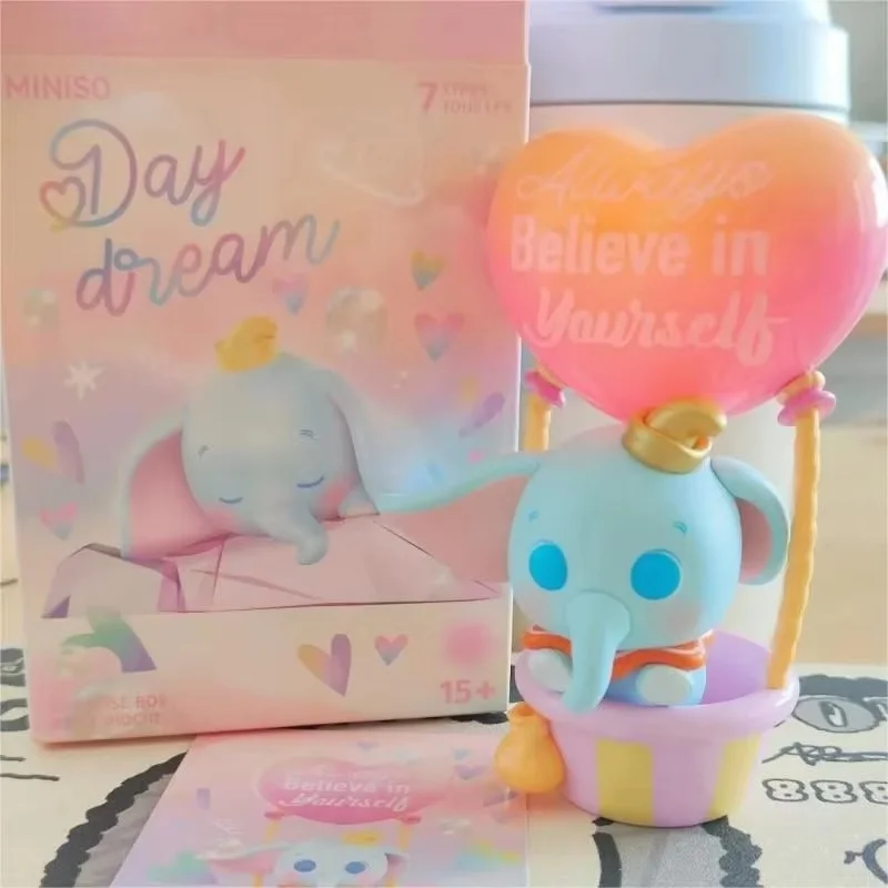 

Подлинная серия Dumbo Day Dream, слепая коробка, слон-сюрприз, Dumbo-сюрприз, игрушка, декор для рабочего стола, подарок на день рождения, периферийные устройства в стиле аниме