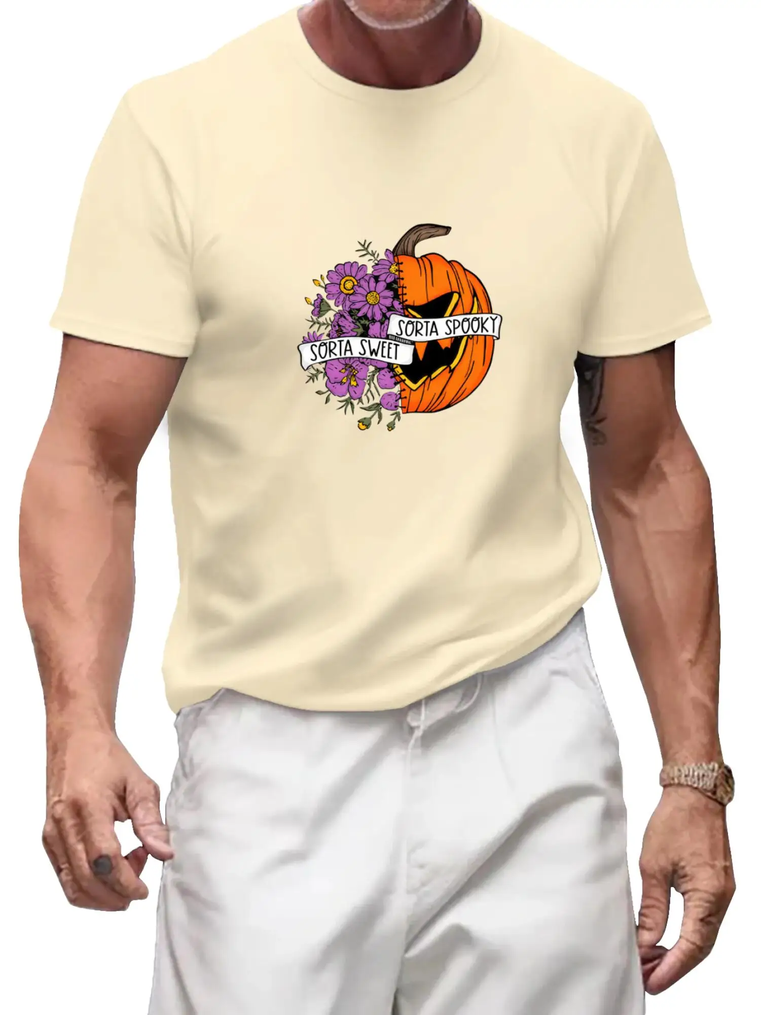 تي شيرت Sorta Sweet Sorta Spoky" Halloween Pumpkin مع زهور أرجوانية - تي شيرت لطيف للموسم المخيف