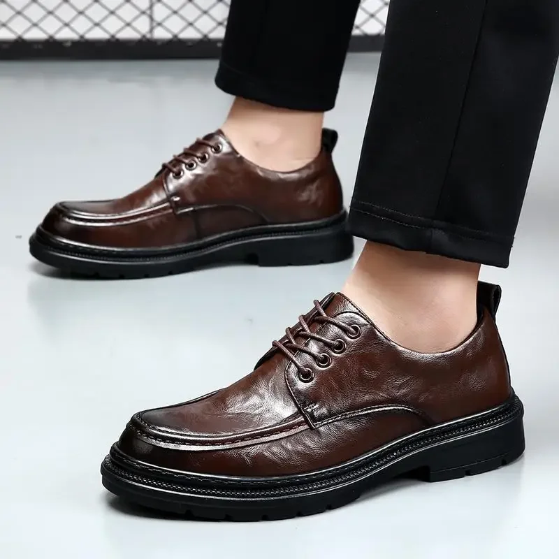 Elegante abito da uomo firmato da uomo classico vestito Derby nero scarpe da lavoro in pelle da sposa