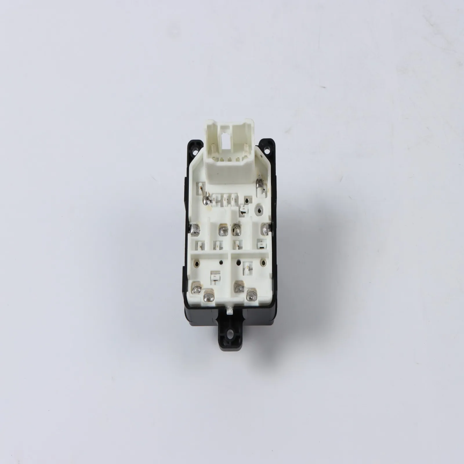 

Power Master Window Switch 93570-4F100 FOR Hyundai Porter II 2003-2007 Electric Glass Lifter