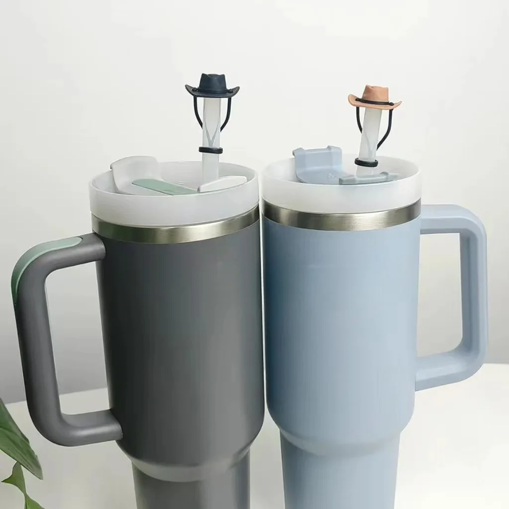 1 قطعة قبعة رعاة البقر السيليكون الصغيرة القش يغطي غطاء متوافق مع كوب ستانلي 30 40 أوقية لطيف مضحك بهلوان القش توبر اكسسوارات