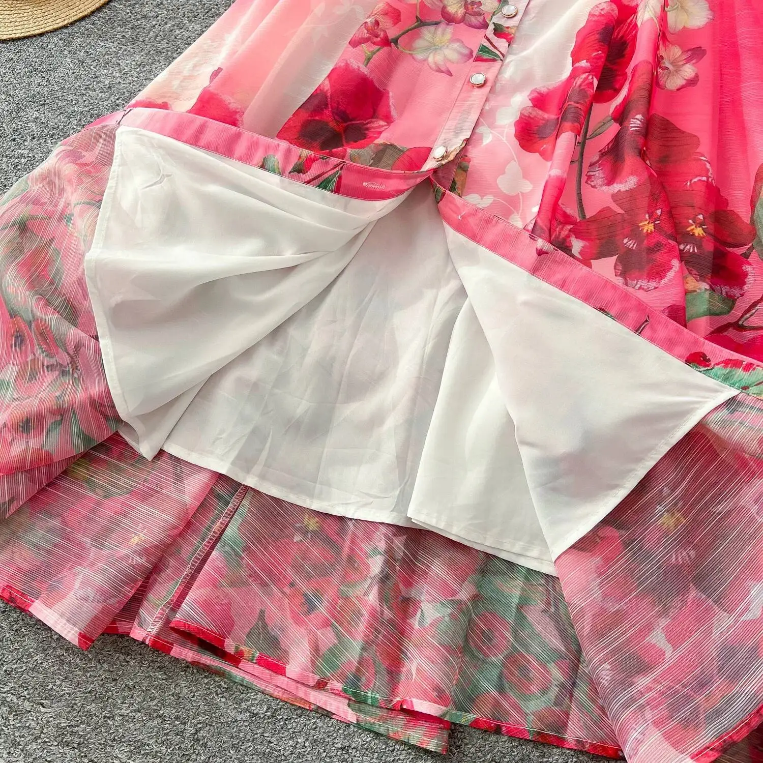 Eleganckie sukienki wieczorowe z bufiastymi rękawami, vintage, z wyłogami przy kołnierzyku, szykowny nadruk, modne szarfy, dopasowane, długie, odzież jesienna w stylu high street.