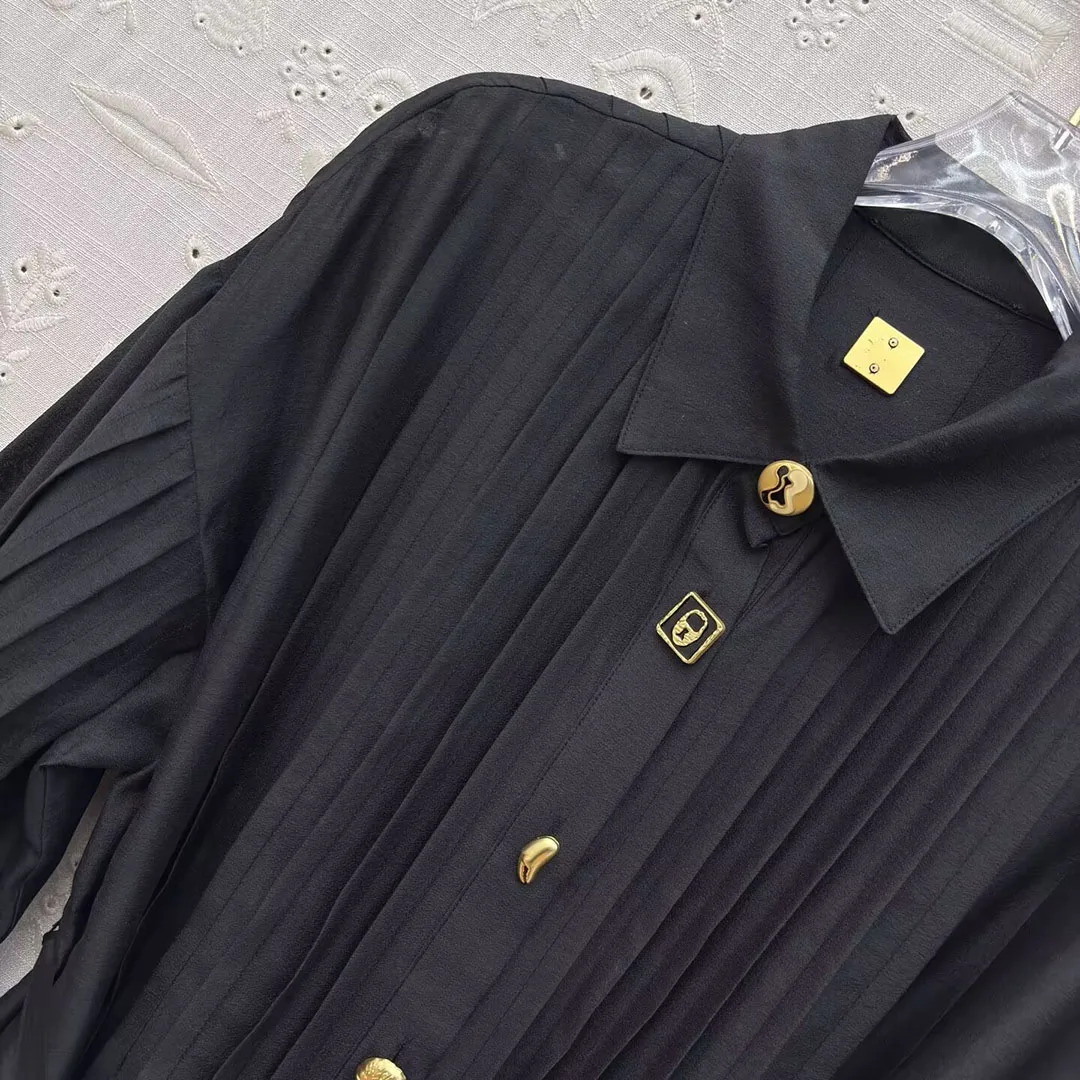 

Fashion Organ Pleats Loose Shirt Women Lapel Gold Buttons Flare Sleeve Three Quarter Sashes Chic Blouse