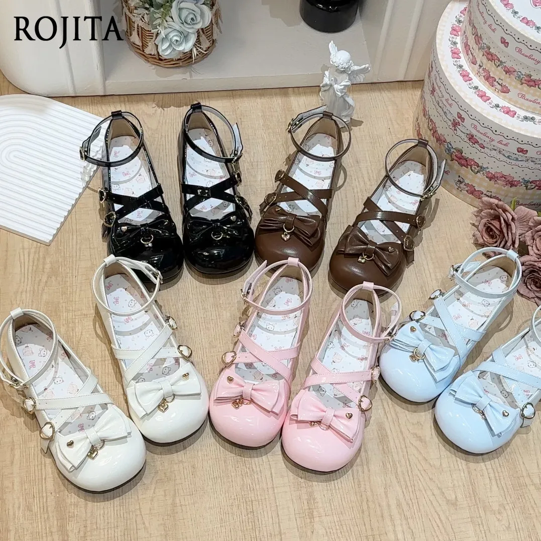 

Милые повседневные студенческие лоферы из лакированной кожи в стиле Лолита на низком каблуке с перекрестными ремешками на щиколотке и круглым носком, с бантом