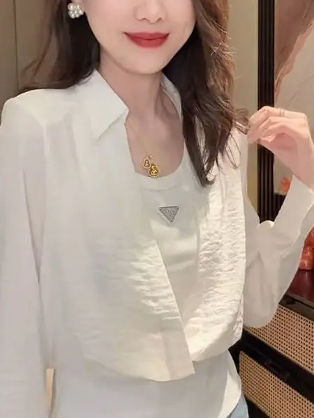 Wiosna 2026 Damska Dopasowana Kamizelka Imitacja Dwuczęściowej z Naszytym Kołnierzem, Podkreślająca Talia, Wszechstronna, Modny Trend Online