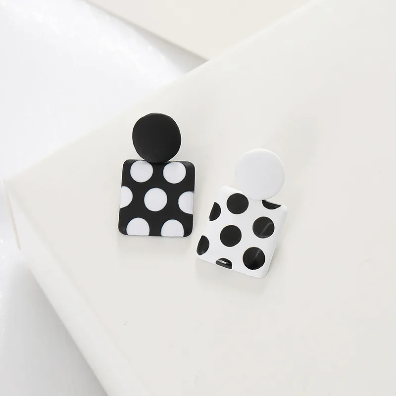 Korean Trendy Geometric Square Black White Polka Dot Drop Earrings Unique Design Asymmetric Enamel Ear Jewelry New Year Gift