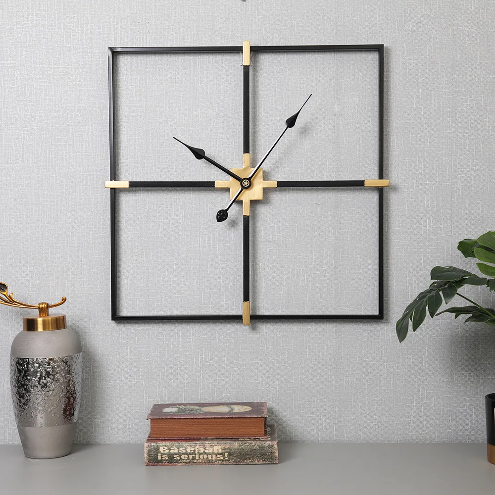 

Restaurant Creative Clock Metal Iron Clock