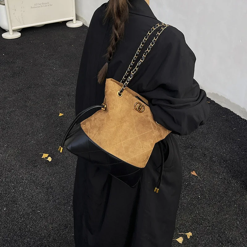 

​​2025 New Quilted Chain Strap Bag, Casual Solid Color Crossbody Purse, Versatile Shoulder Bag for Women, Minimalist