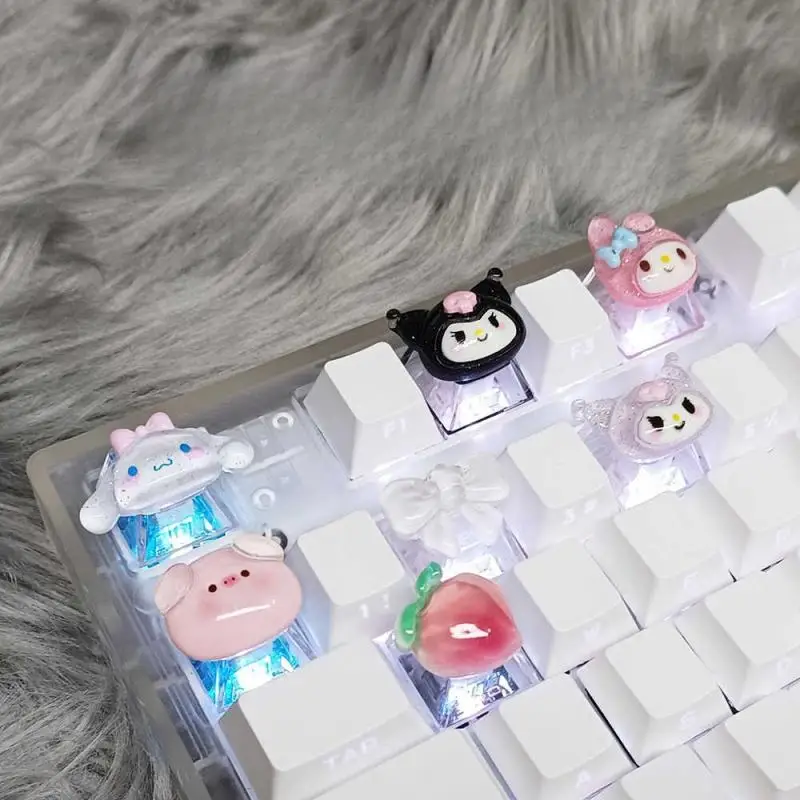 

Cartoon Sanrioed Kuromi Hellokitty Pochacco Cinnamoroll Hangyodon Keycaps Mechanical Keyboards Transparent and Cute 3D Keycaps