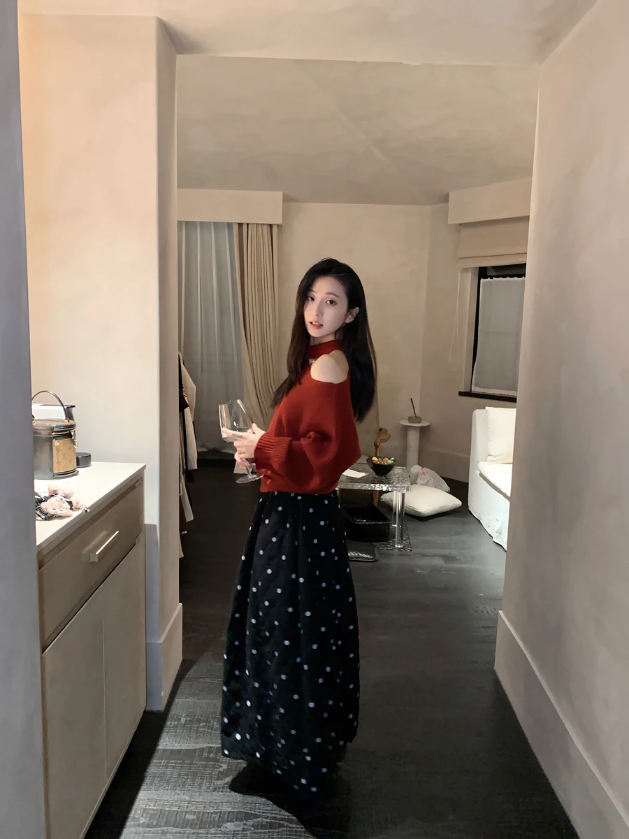 

Ретро-юбка миди в горошек с цветочным узором, утепленная, теплая, с высокой талией, приталенная, на подкладке, для повседневной носки.