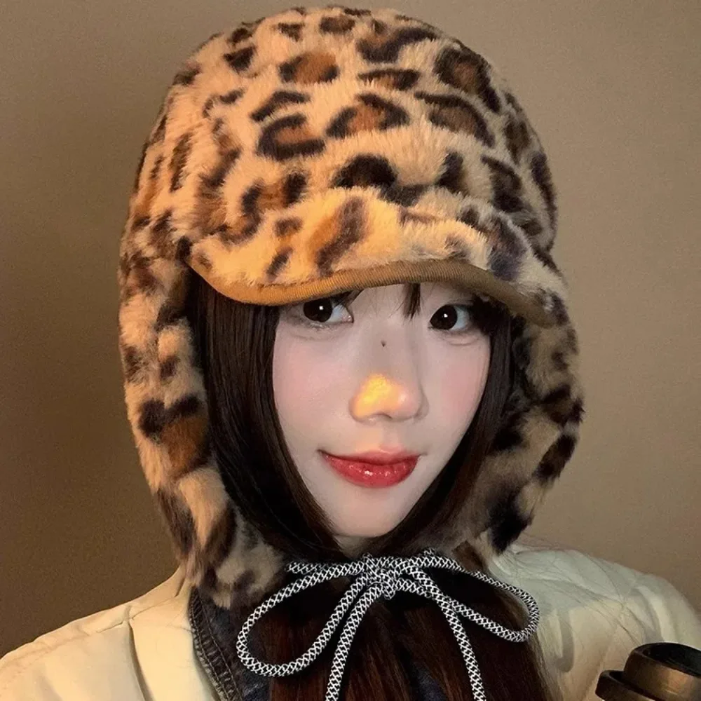 

Fashionable Retro Leopard Print Plush Leifeng Cap Women's Winter Cycling Cold Proof Ear Protection Flight Hat Face Slimming