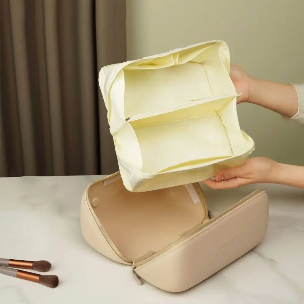 Trendy Large Capacity Capsule Cosmetic Bag Portable Waterproof EVA Makeup Bag Luxury Design Toiletry Bag for Women