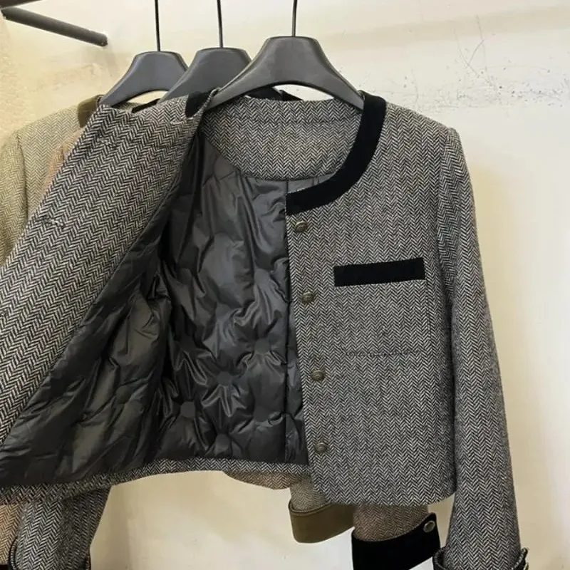 الشتاء Thiened Fce اصطف ort القطن Jaet المرأة الدافئة Sli Faionable الخريف الشتاء جديد Sle ملابس خارجية معطف