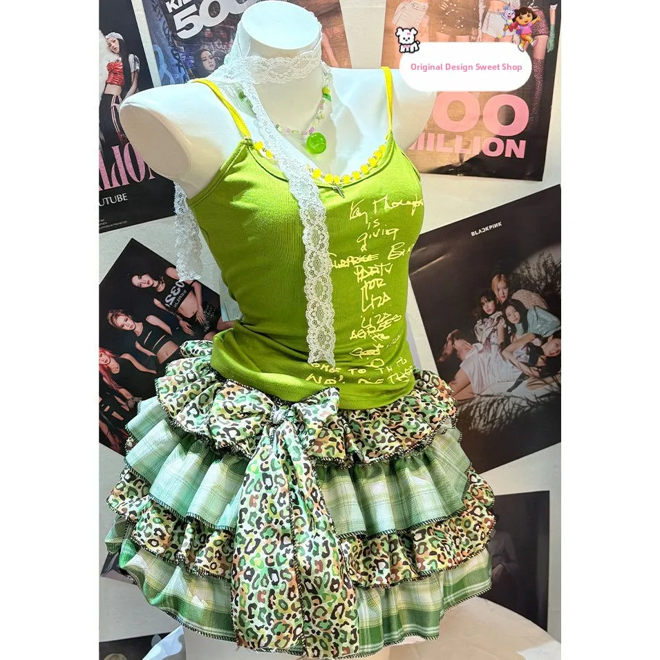 

Original Sweet Little Cake Design Sweet And Spicy Slimming Retro Dopane een Waist-Cinching Top And Puffy Skirt Set