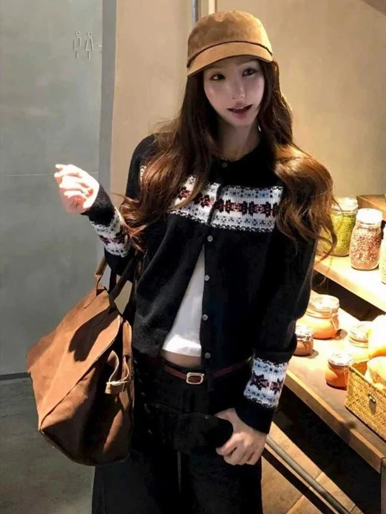 Outono inverno vintage malha cardigan feminino botão jacquard manga longa camisola casual preppy o pescoço doce retro estudante curto topos