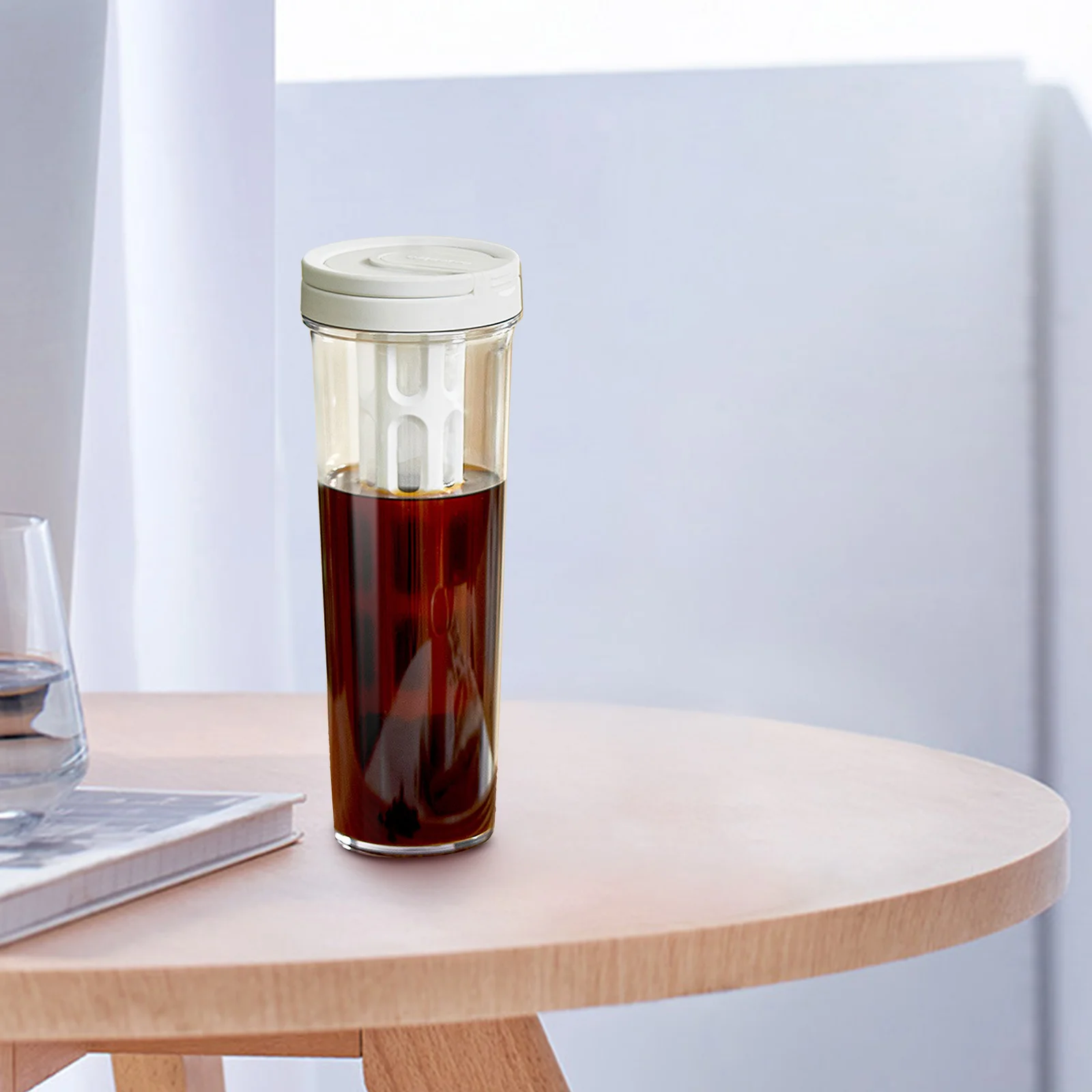 

Cold Brew Pitcher Large Capacity Fridge Water Jug White Plastic Drink Pitcher Lid Cold Beverage Storage Kitchen Bar Accessories