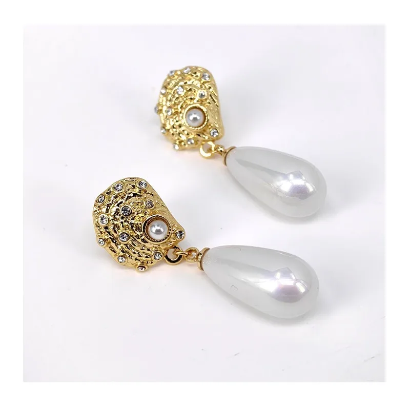 

Baroque Pearl Stud Earrings, Medieval Women's Earrings, Earrings, Qingdao Jewelry Live Broadcast Explosion