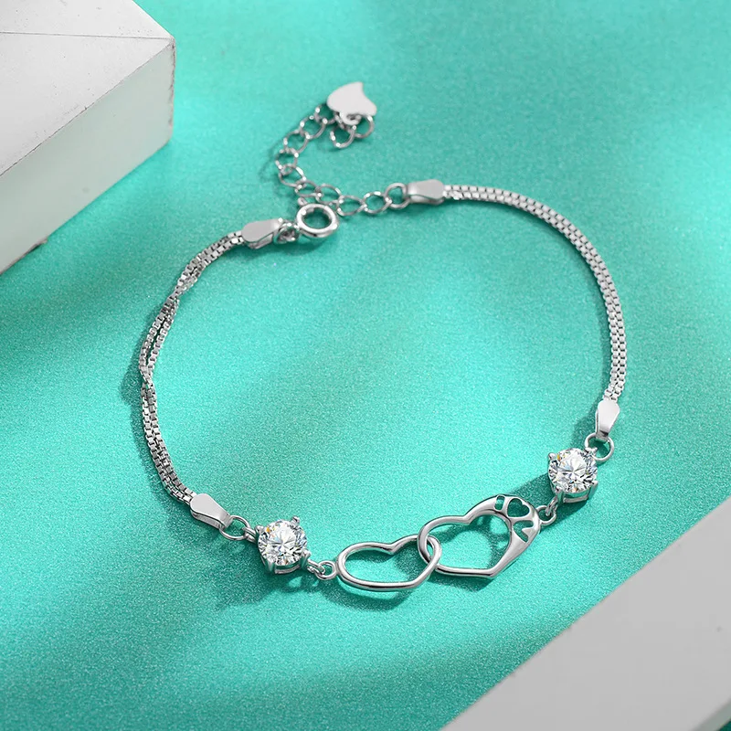 

18k White Gold 1ct Moissanite Love Bracelet Lightweight Versatile Heart Shape Personalized High-end Platinum Pt950 Jewelry