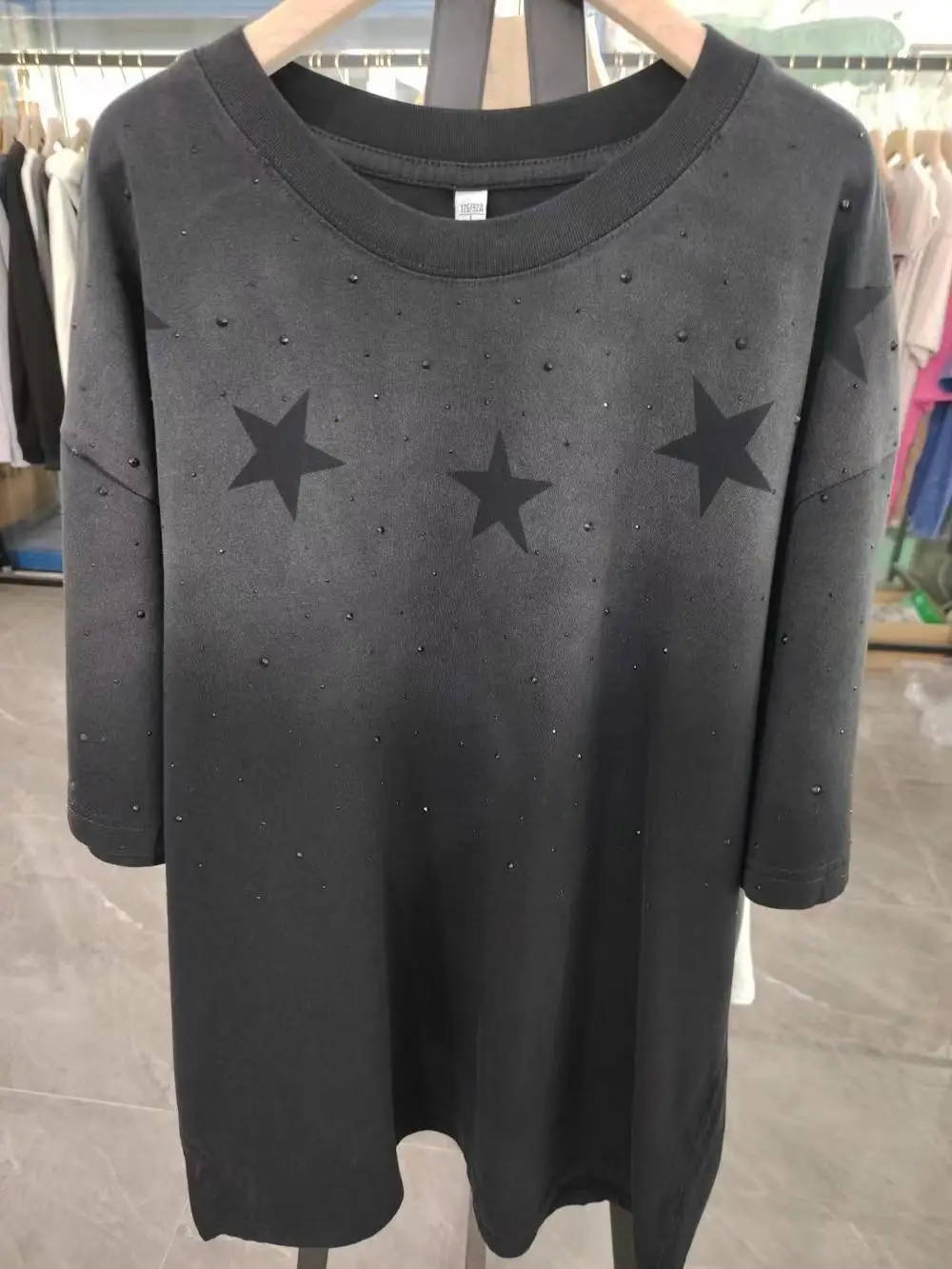 

2024 Spring and Summer round Neck Washed and Worn Five-Pointed Star Rhinestone T-shirt Men's Heavy Thickening Loose Top Men