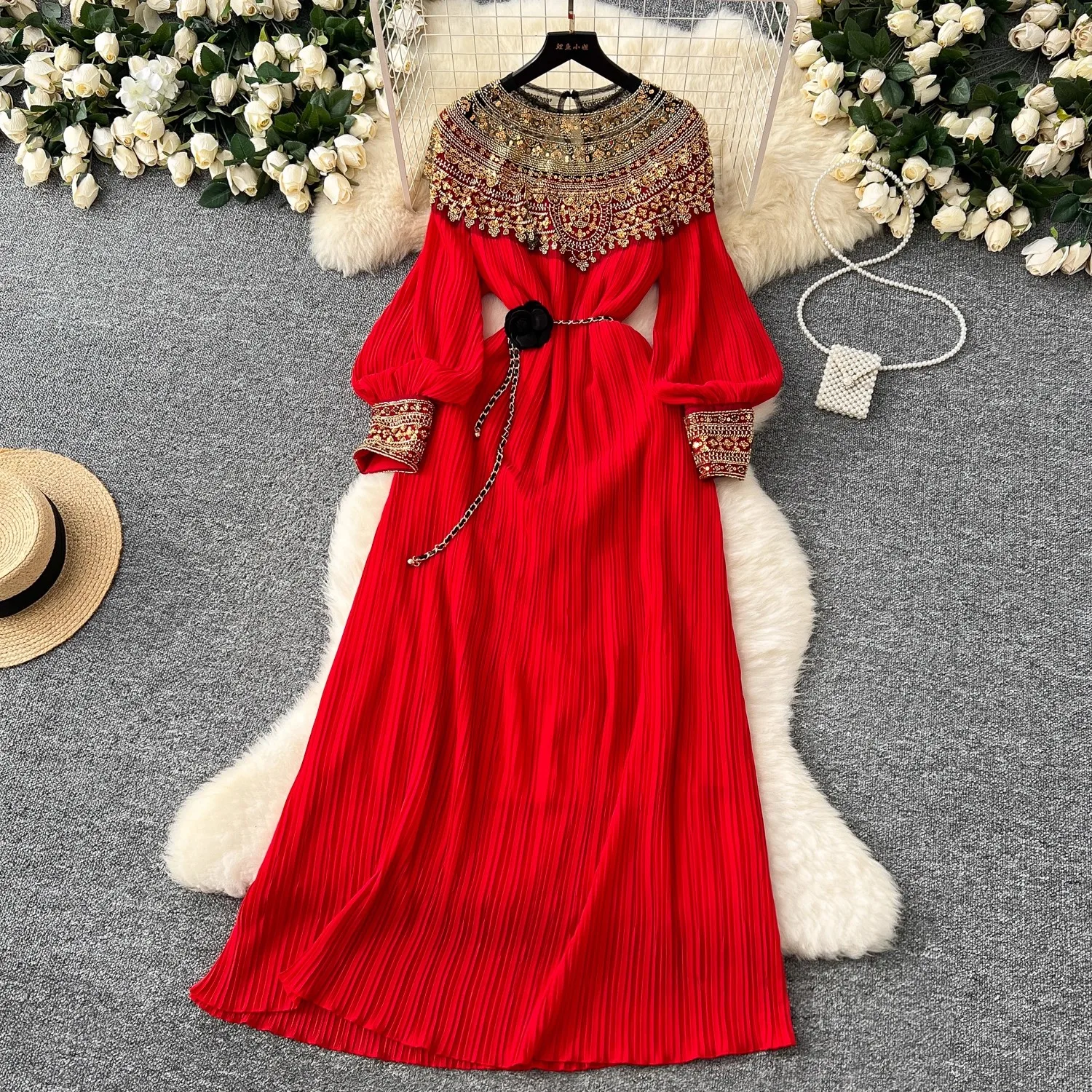 

Women's temperament dress 2025 new heavy industry nail bead sequin loose waist long pleated dress dress