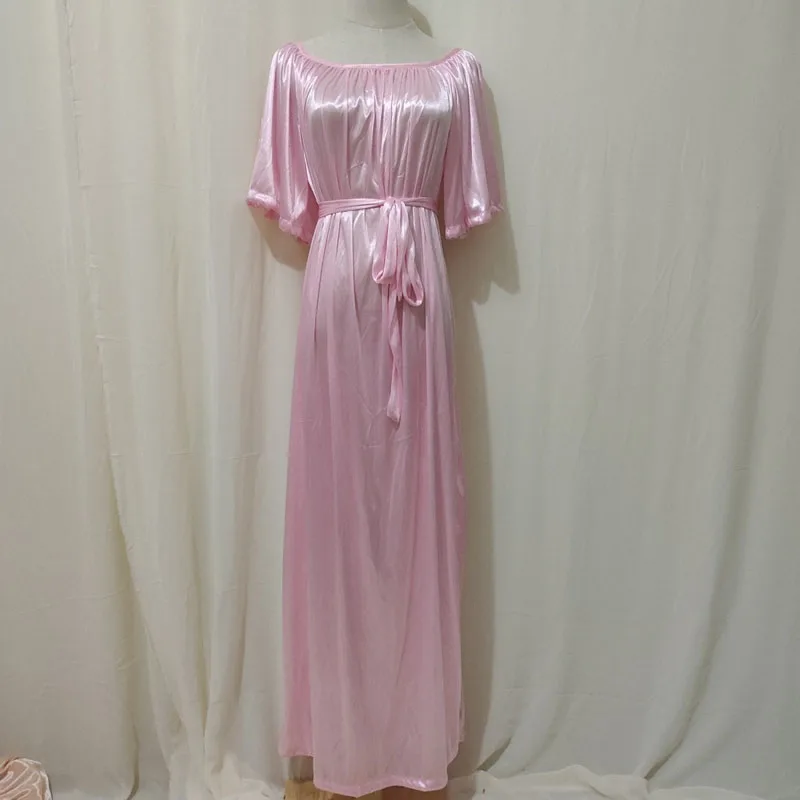 حجم كبير لمسة حريرية لامعة الرجال مثير فستان طويل المرأة الساتان قصيرة الأكمام فضفاضة فستان ماكسي رقيقة النوم رداء النوم