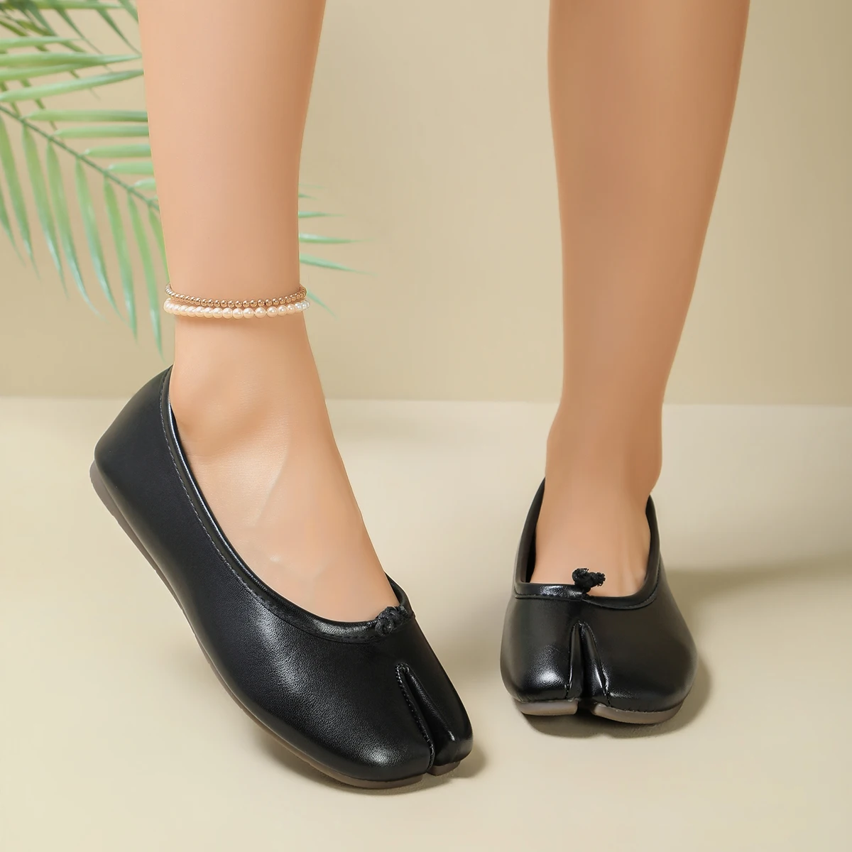 Brandneue Damen-Slipper mit geteiltem Zehenbereich, Tabi-Flats, aus weichem Leder, zum einfachen Anziehen, Ballerinas, bequem, für den Alltag, lässig, Loafer, Übergröße 43 – Detail 5